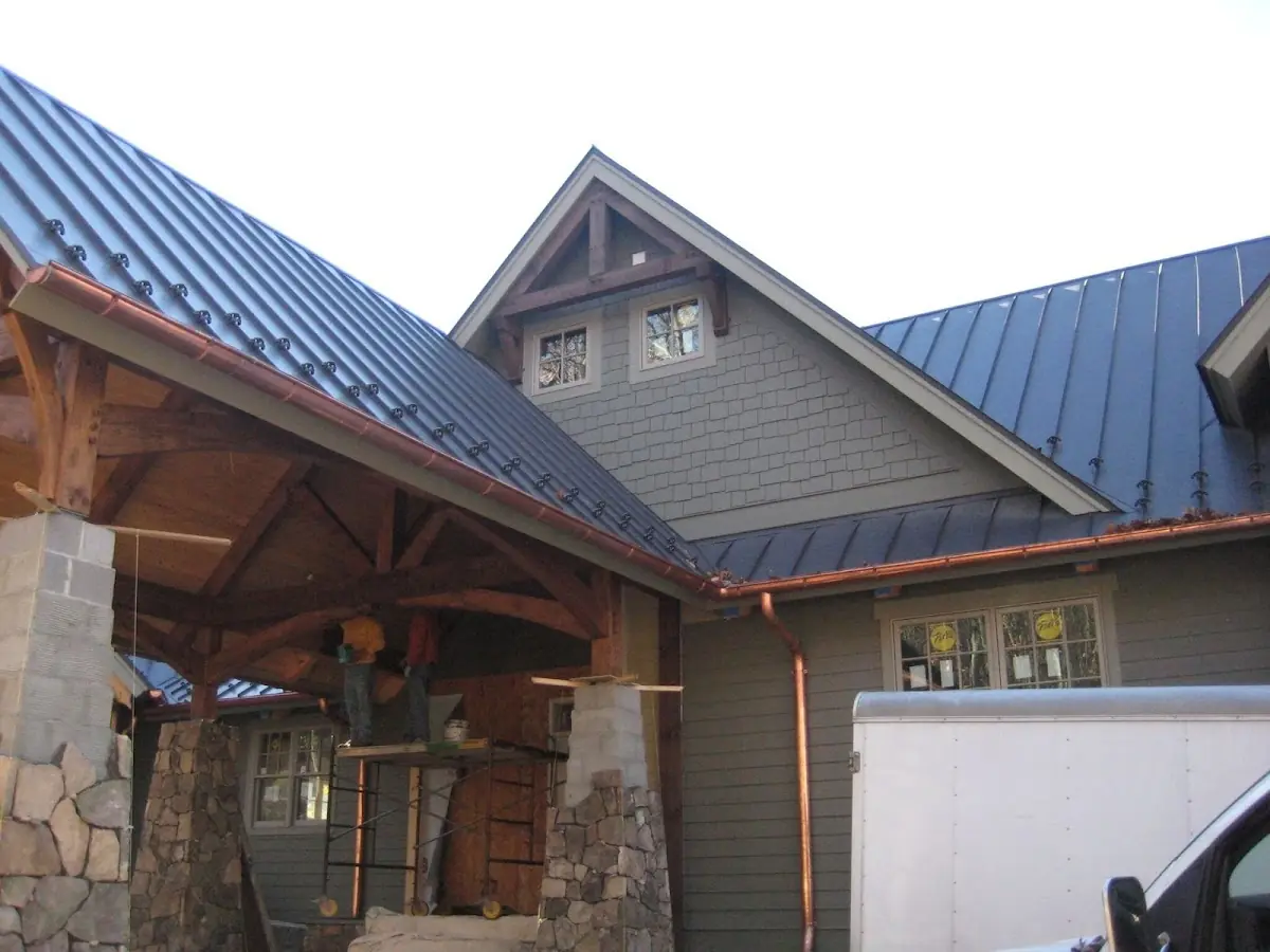 Craftsman Roofing team delivering quality roofing work in Brookfield Center